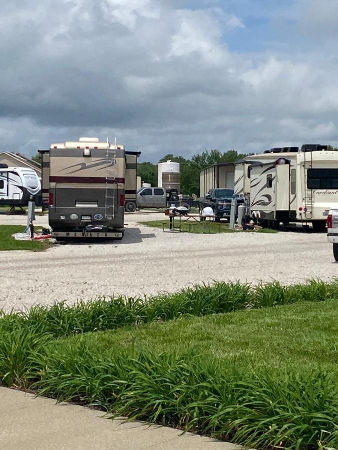Garnett Hotel & Rv Park Buitenkant foto